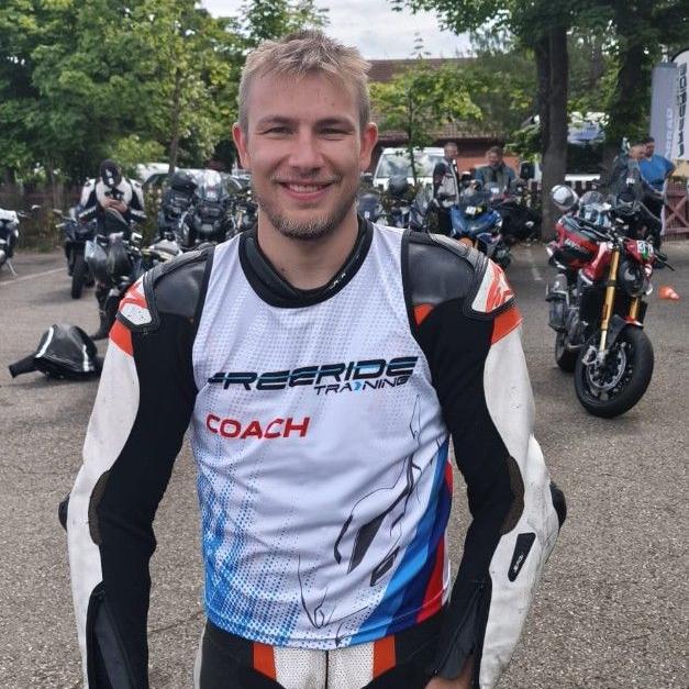 Freeride-Training Loris Gisler